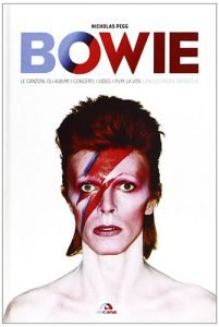 33 complete Bowie Nicholas Pgg 2012 libri su David Bowie