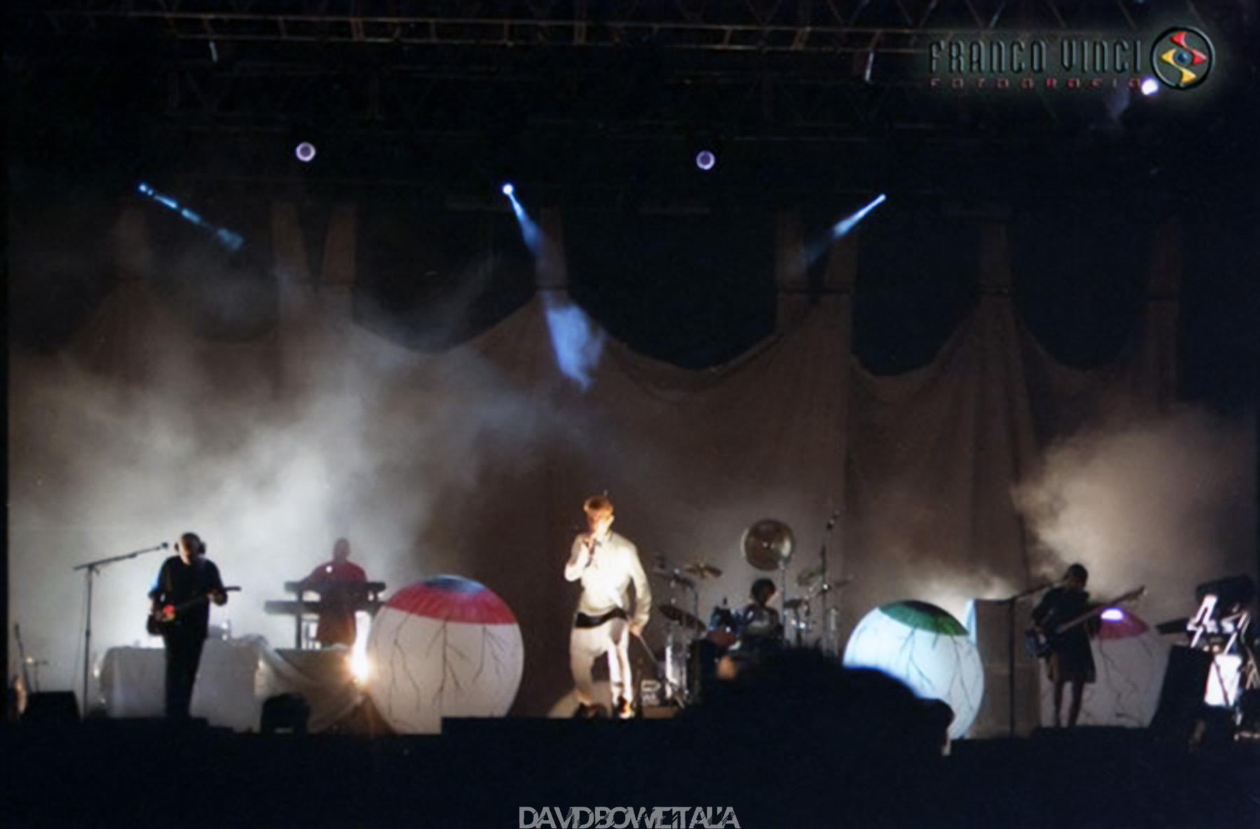 David Bowie Earthling Tour Arbatax 11 luglio 1997 Rocce Rosse Foto