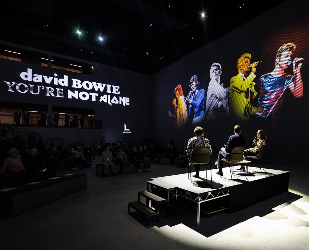 David Bowie: You're Not Alone al Lightroom di Londra. Cosa c'è dietro lo show immersivo 2 David Bowie You're Not Alone 6